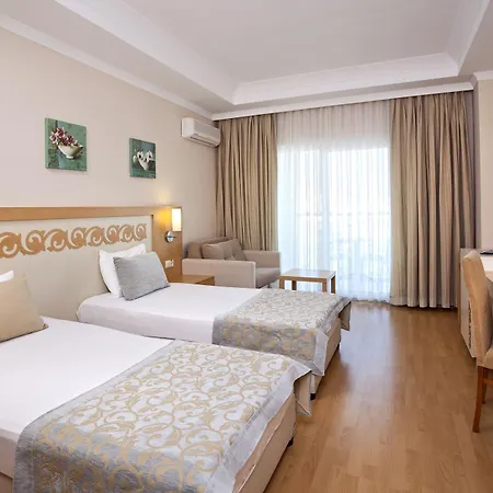 Titan Select Ultra Konaklı