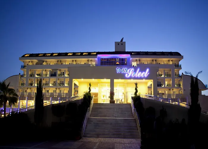 Titan Select Ultra Konaklı