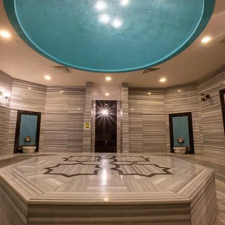 Titan Select Ultra Hotel