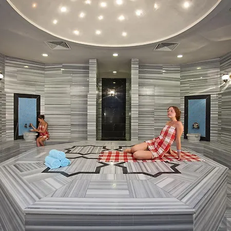 Otel Titan Select Ultra 5*