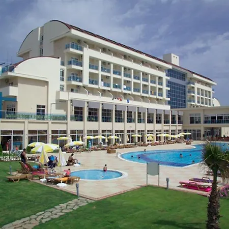 Otel Titan Select Ultra Konaklı
