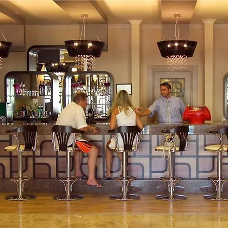 Hotel Titan Select Ultra 5*