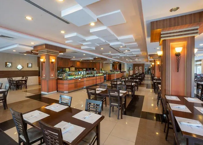 Titan Select Ultra 5* Konaklı