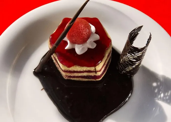 Titan Select Ultra Hotel Konaklı