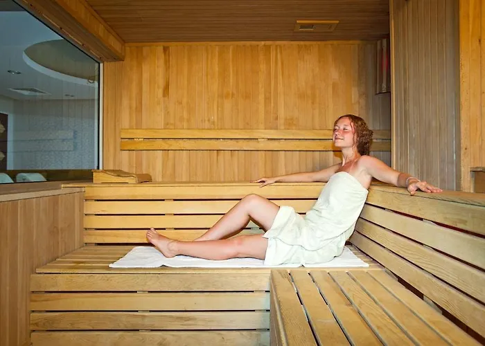 Titan Select Ultra Hotel