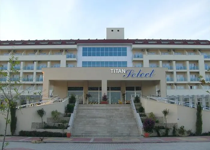 Titan Select Ultra Konaklı