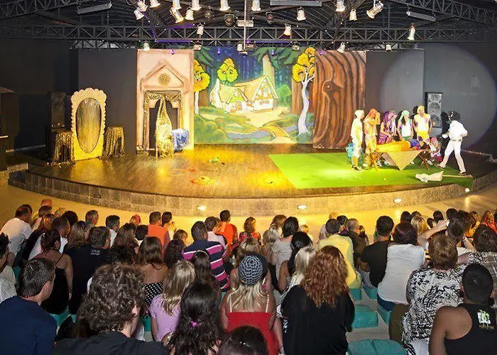 Titan Select Ultra Konaklı