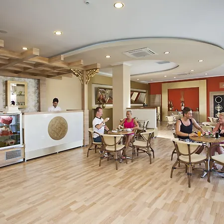 Titan Select Ultra Hotel