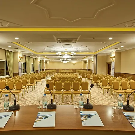 Titan Select Ultra Konaklı