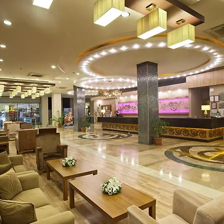 Titan Select Ultra Konaklı