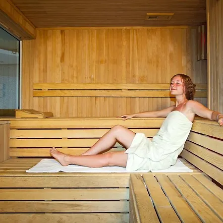 Titan Select Ultra Hotel