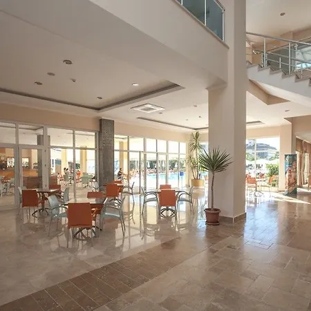 Titan Select Ultra Hotel Konaklı