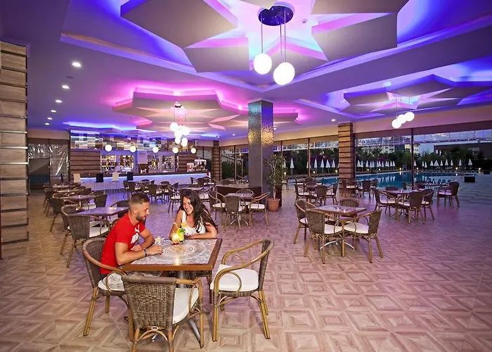 Titan Select Ultra 코나키