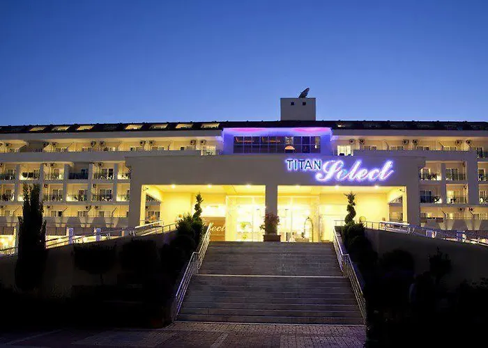 Titan Select Ultra 코나키